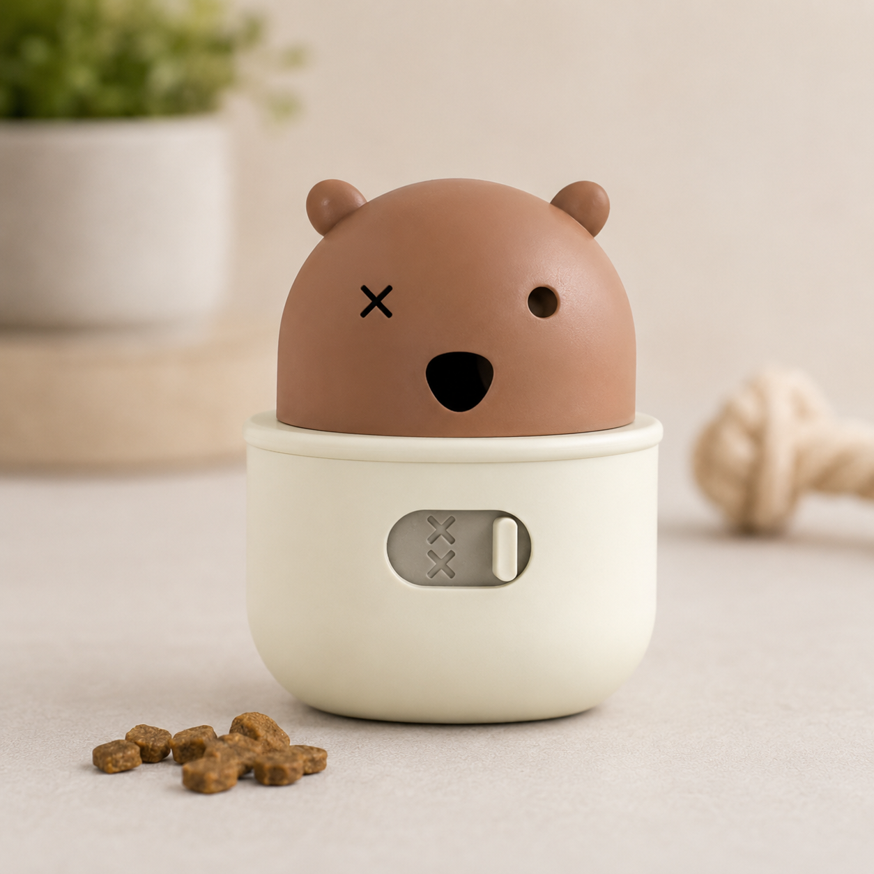 Bear Chewable Puzzle Feeder Ball for Pets
